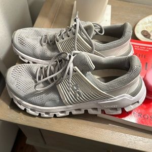 On cloud, used. Size 6.5